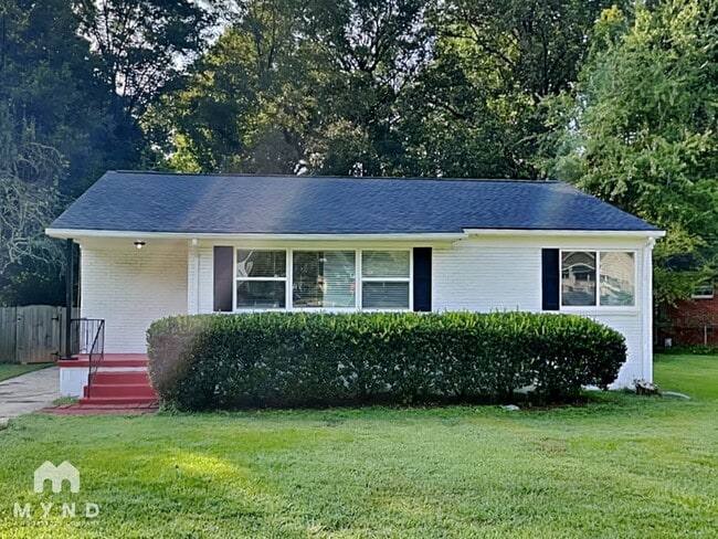 Building Photo - 742 Quaker St SW