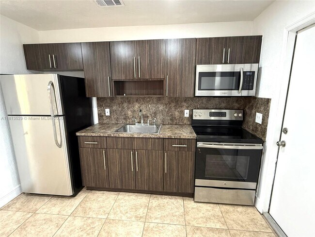 Foto del edificio - 3117 Carter St