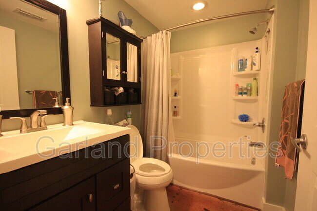 Foto del edificio - 425 Campbell Ave SW