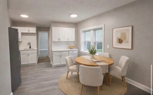 Foto del edificio - 2534 Noble Rd
