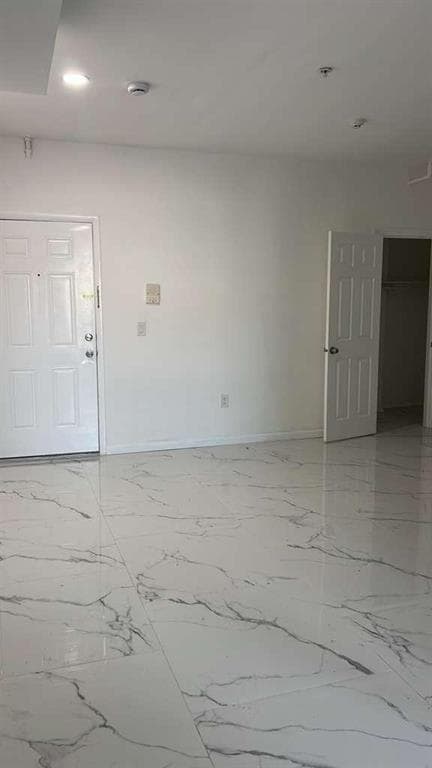 Building Photo - 765 Newark Ave