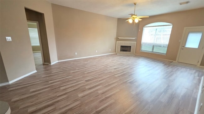 Building Photo - 5104 Big Spring Dr