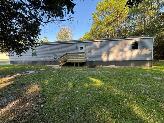 Building Photo - 2101 Ladnier Rd