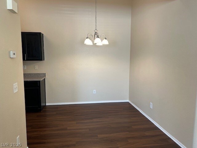 Foto del edificio - 2000 Quartz Cliff St