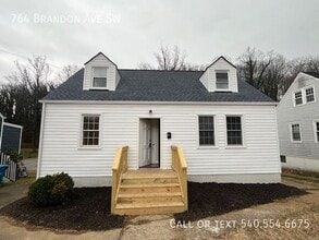 Building Photo - 764 Brandon Ave SW