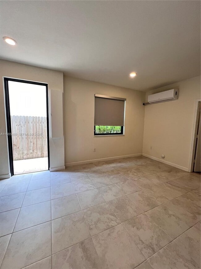 Foto del edificio - 24836 SW 118th Ave