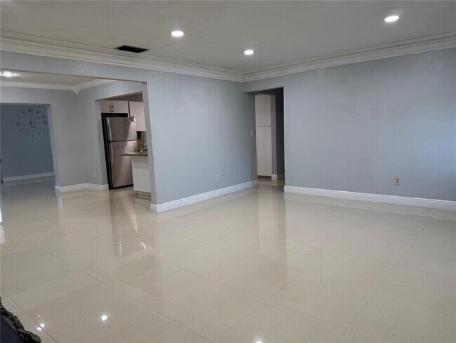 Foto del edificio - 10911 NW 18th Pl