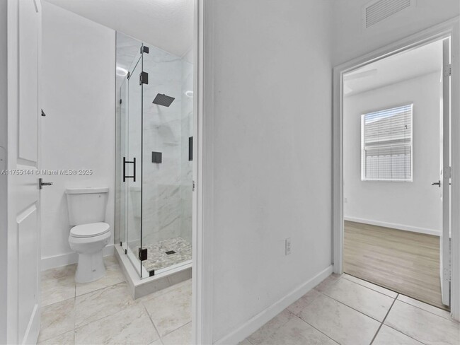Foto del edificio - 27869 SW 133rd Ave