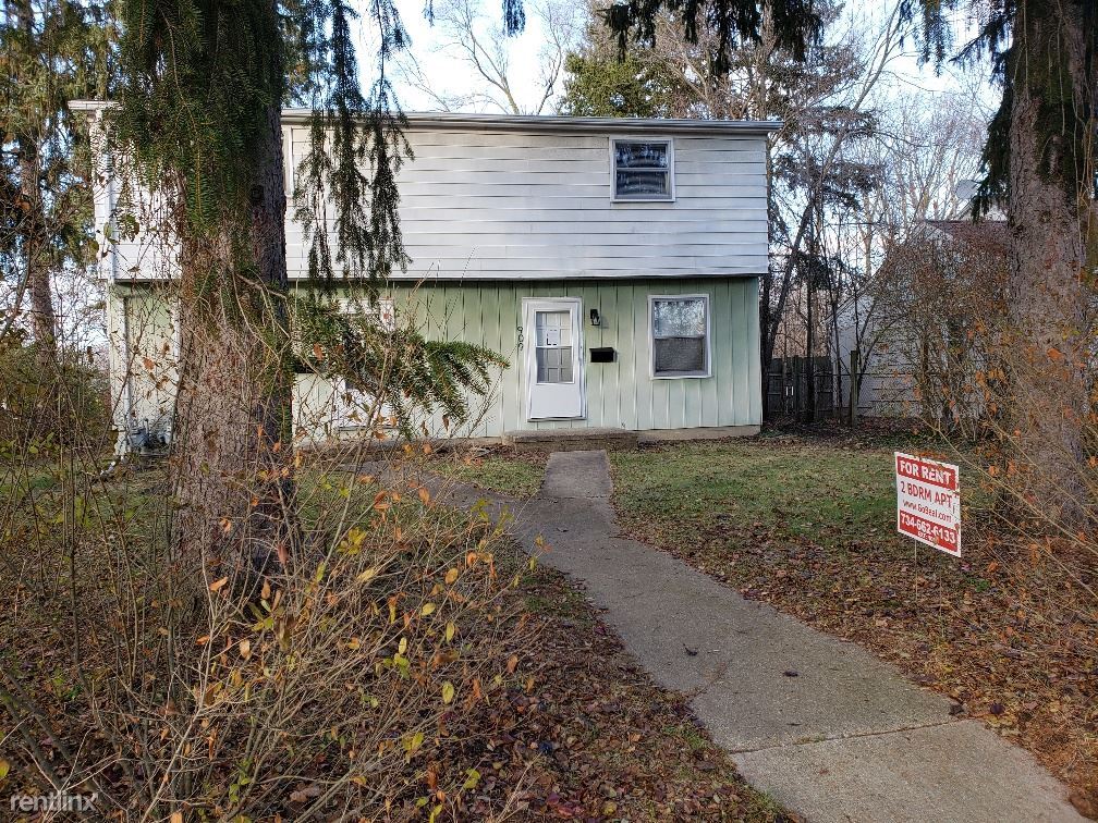 Primary Photo - 2 br, 1 bath Townhome - 909 E Forest Ave