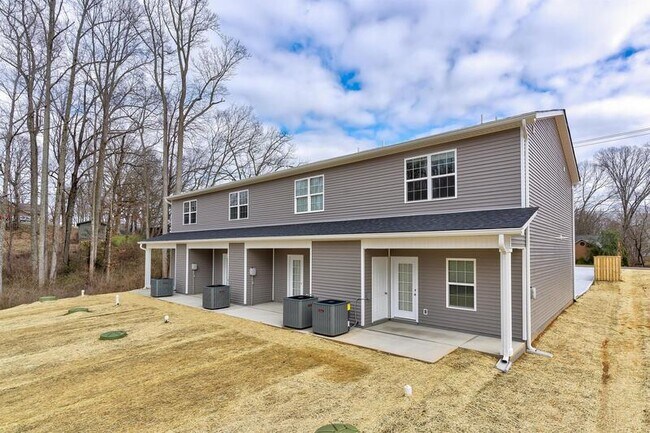 Building Photo - 2807 Cruze Drive