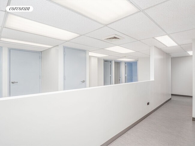 Foto del edificio - 202 E 35th St