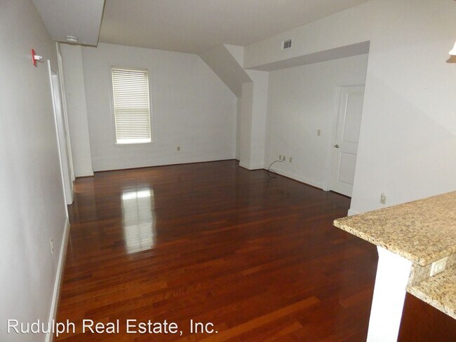 Building Photo - 2 br, 2 bath House - 1040 Broadway Park #513
