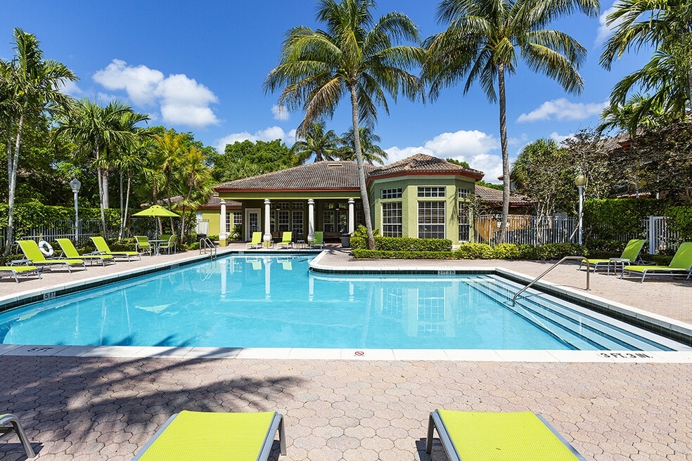 Foto principal - Delray Bay Apartments