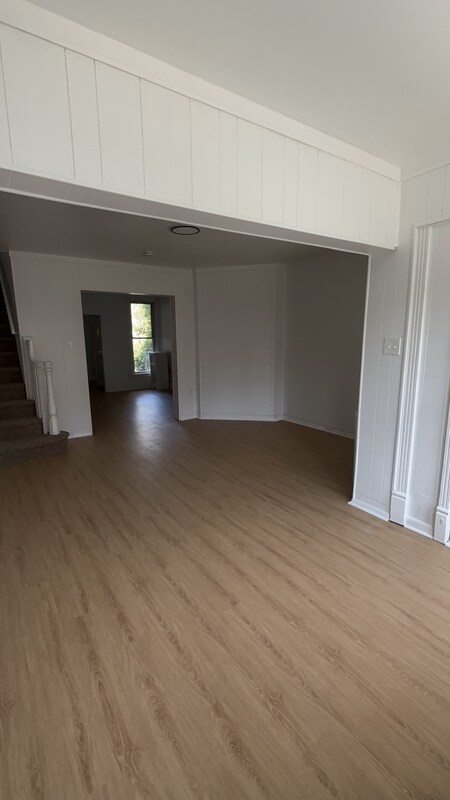 Foto del edificio - 5954 N Lawrence St