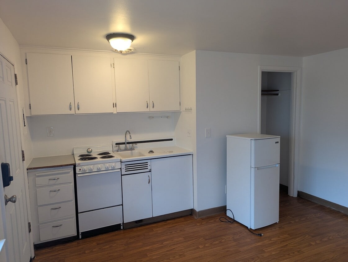 Photo - 6542 Ravenna Ave NE (Seattle, WA)