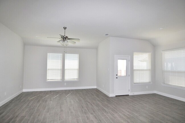 Building Photo - Gorgeous NEW BUILD in desirable Argyle!