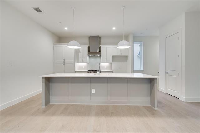 Foto del edificio - 5954 Lewis St