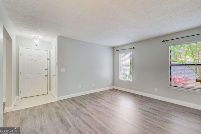 Building Photo - 1603 Huntingdon Trail