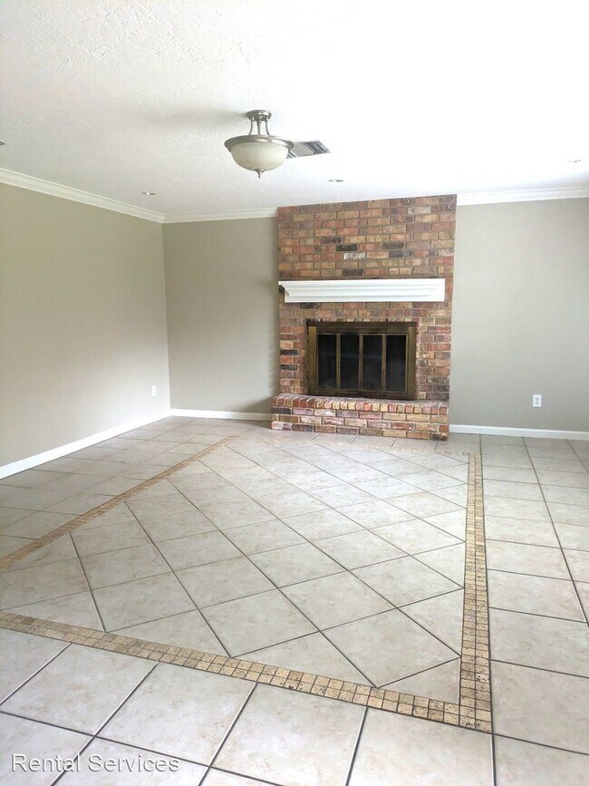 Building Photo - 4 br, 2.5 bath House - 795 Norwood Dr