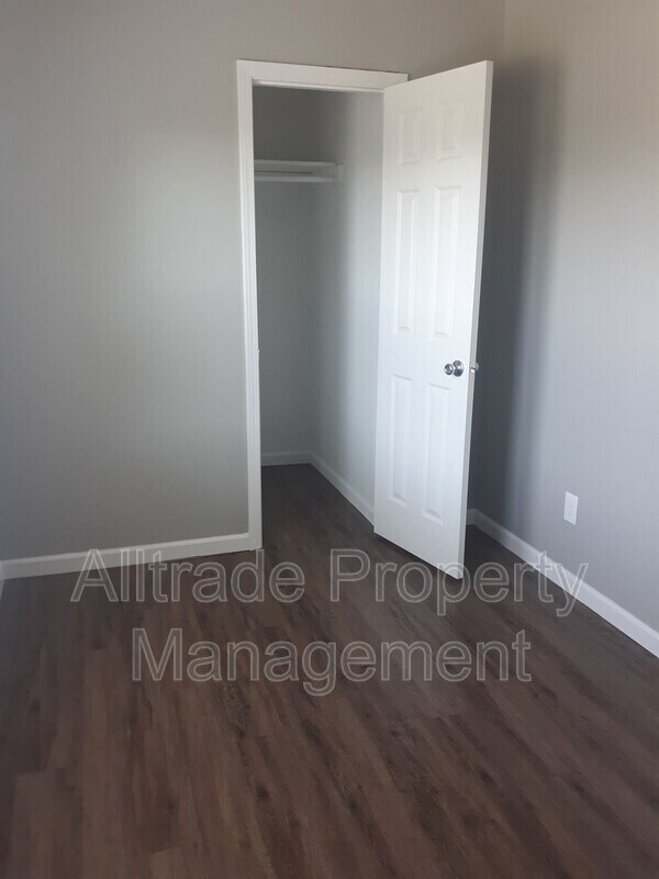 Building Photo - 3901 Garland Ave