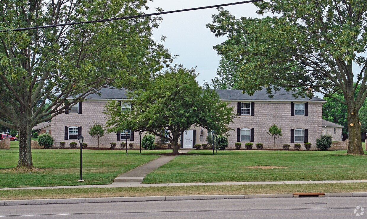 500 Blackstone Dr, Dayton, OH 45459 Apartments in Dayton, OH