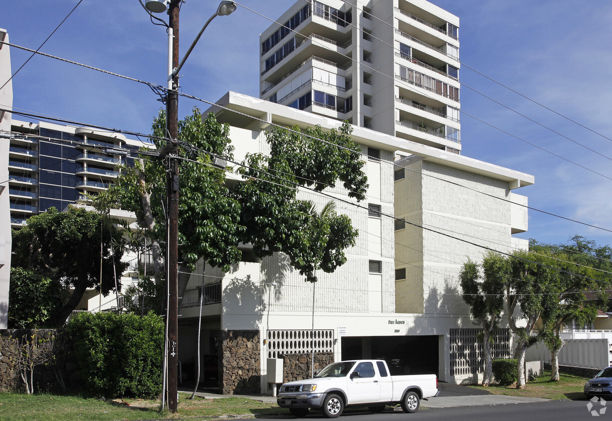 Building Photo - Tree Haven
