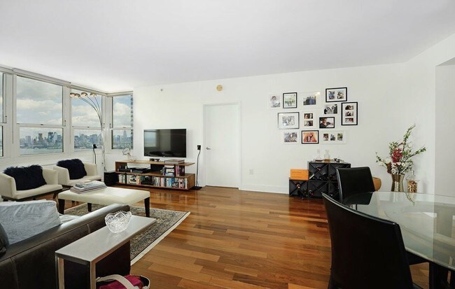 Foto del edificio - 88 Morgan St