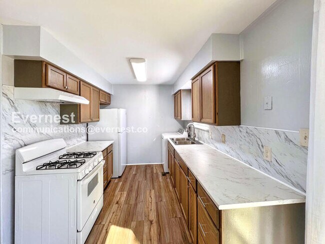 Foto del edificio - 5 Laurice Cir