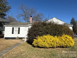 Building Photo - 1133 Princeton Ave