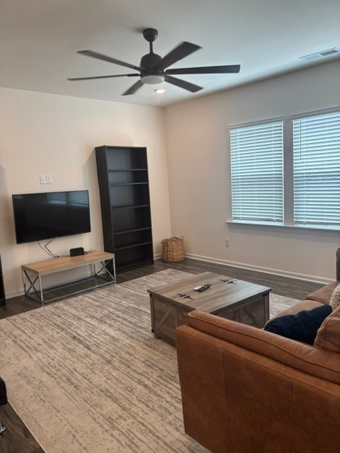 Foto del edificio - 406 Auburndale Ct