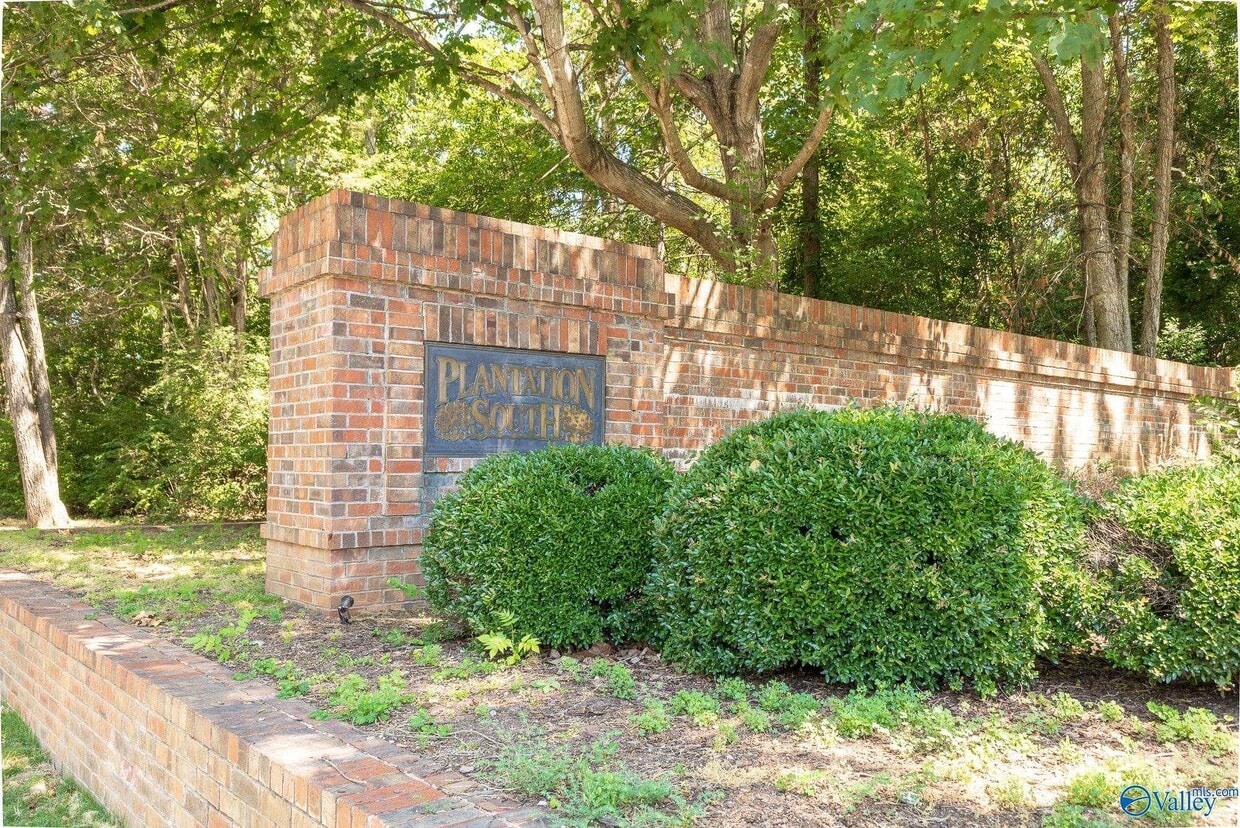 Primary Photo - 2124 Greenwood Pl SW
