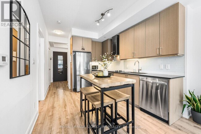 Photo du bâtiment - 9608 Yonge St