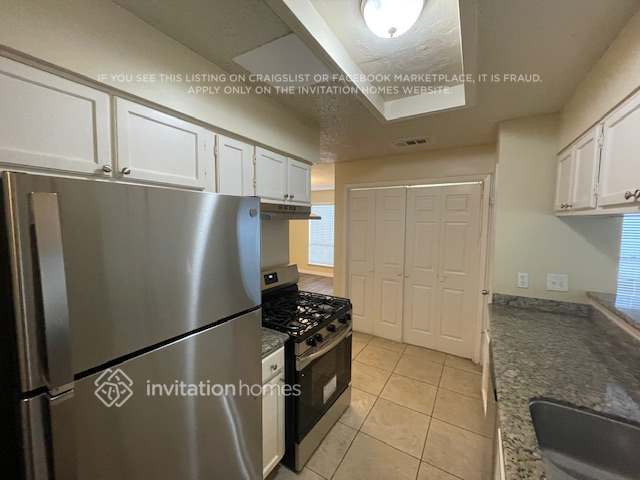 Building Photo - 11911 N Youngwood Ln