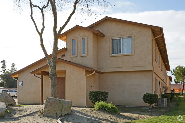 Building Photo - Firebaugh Garden Apartments