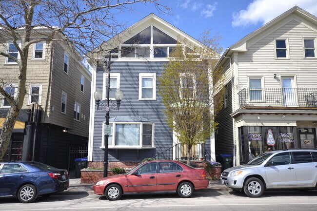 Building Photo - 417 Atwells Ave
