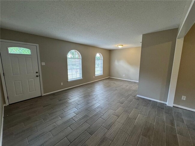 Building Photo - 6564 Cynthia Dr