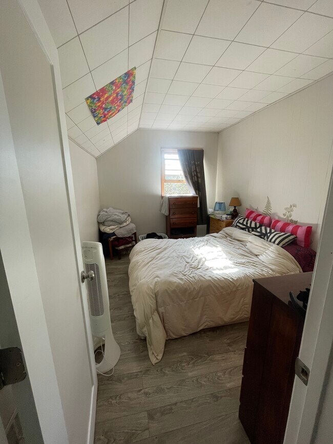 Bedroom 1 - 1628 California St NE