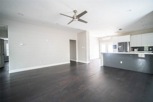 Foto del edificio - 2936 Standing Springs Ln