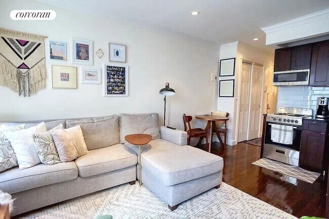Foto del edificio - 604 E 9th St