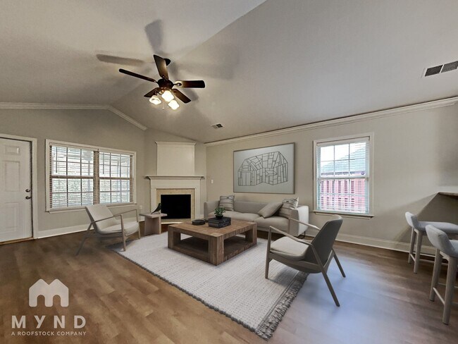 Foto del edificio - 2086 Edgewood Dr