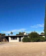 Building Photo - 3470 S Pantano Rd