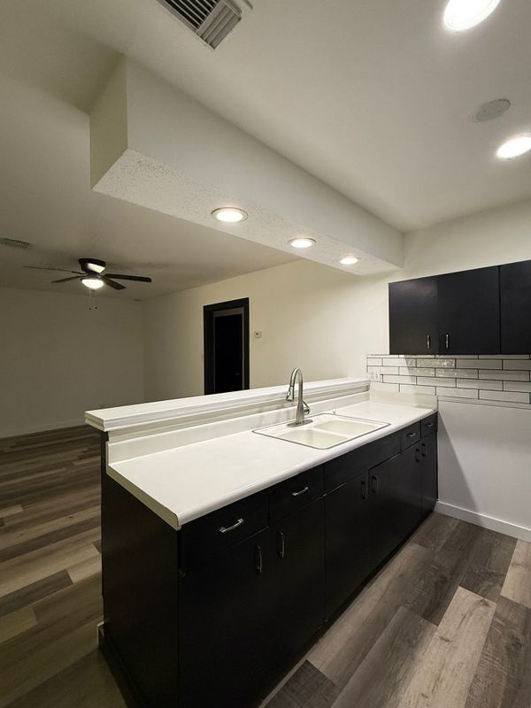 Foto del edificio - 217 Avenue E