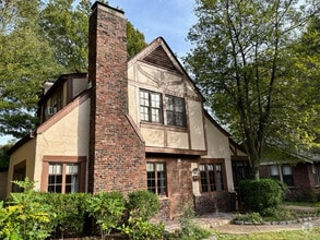 Building Photo - 750 N Auburndale St