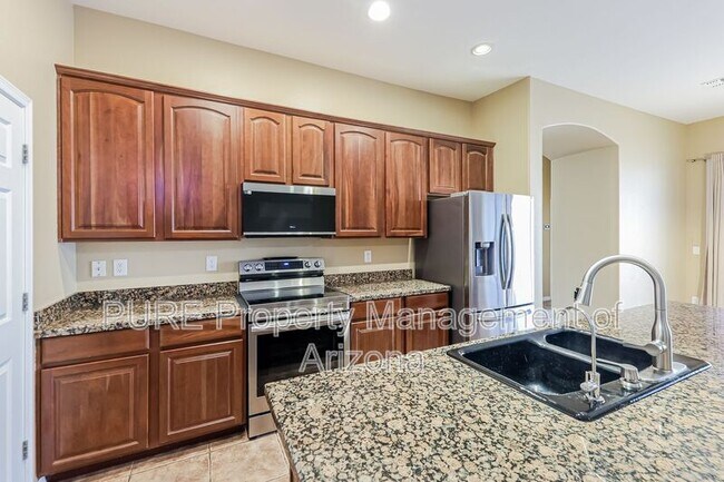 Foto del edificio - 36014 N 33rd Ave