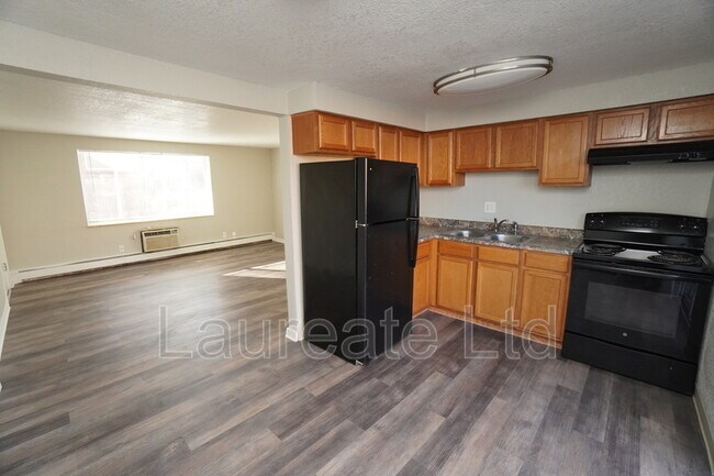 Foto del edificio - 10521 W 7th Pl