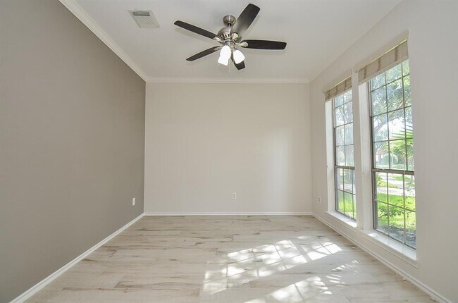 Foto del edificio - 23166 Tranquil Spring Ln