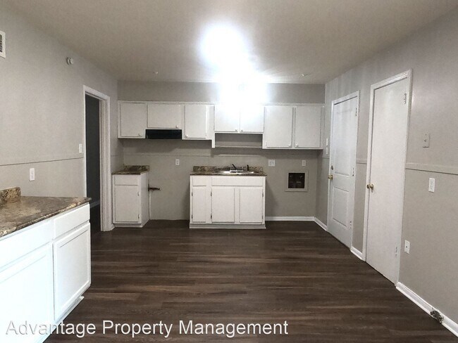 Building Photo - 3 br, 1 bath House - 2201 Gayle Ave.