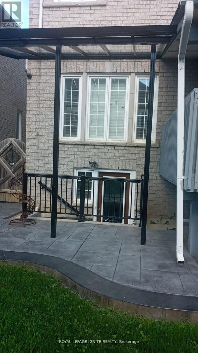 Building Photo - 36 Bellinger Dr