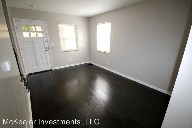 Foto del edificio - 271-271 Broad Meadows Blvd