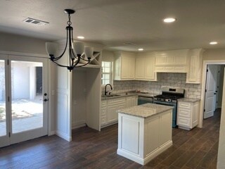 Kitchen with dining room view - 4238 Ridgecrest Cir